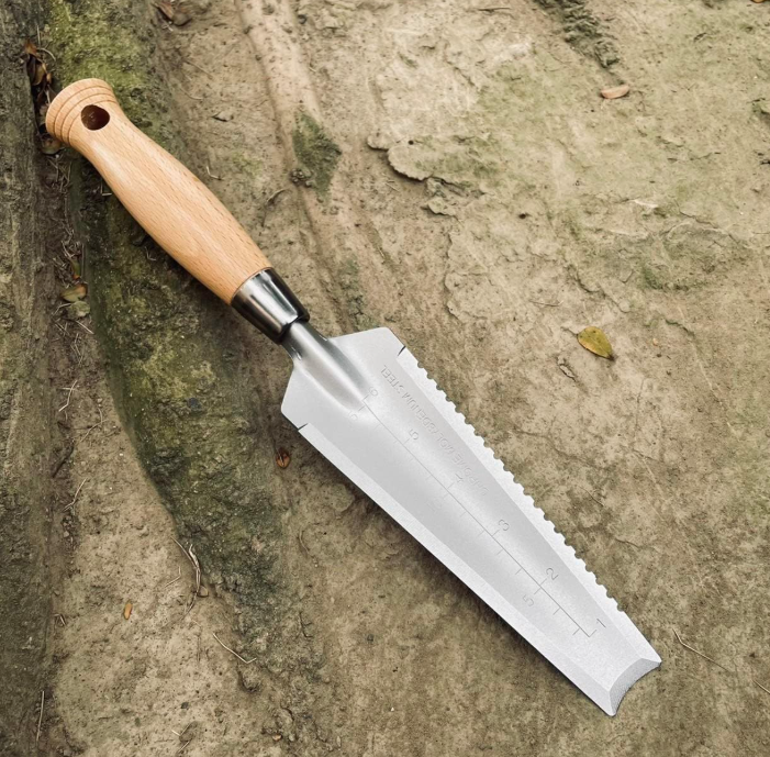 Alloy steel weeding and transplanting knife with a serrated edge, for cutting roots and digging