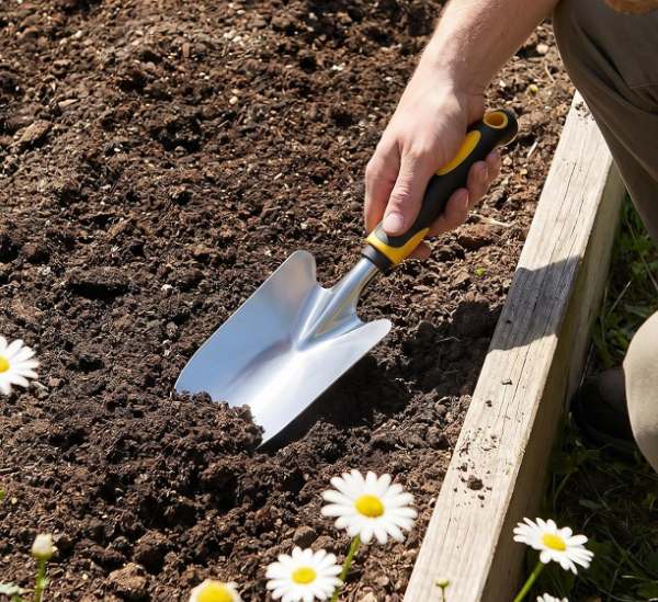 10 piece set of stainless steel gardening trowels with non slip plastic handles